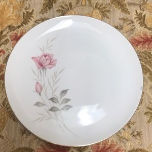 4 Camelot China “American Rose” 1655 Dinner Plates – Made in Japan (Gold Trim)